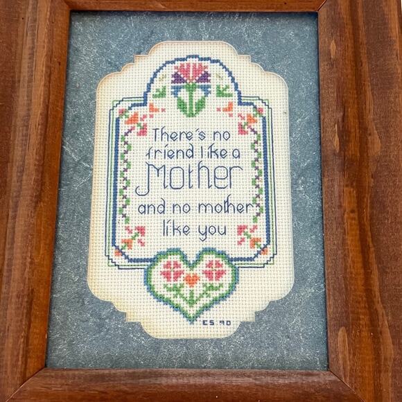 Vintage Framed Cross Stitch “There’s No Friend Like a Mother” Floral Heart 9"x7" - Picture 2 of 7